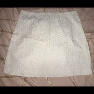 Vineyard Vine eyelet skirt